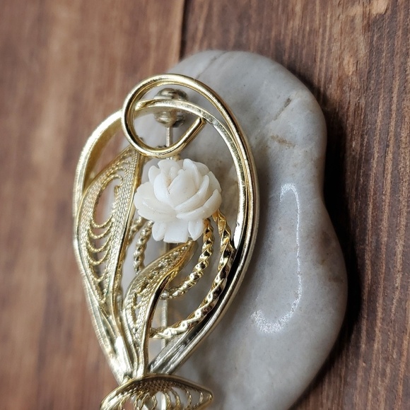 B612 gf delicate filigree lace edwardian white rose brooch - Picture 2 of 4